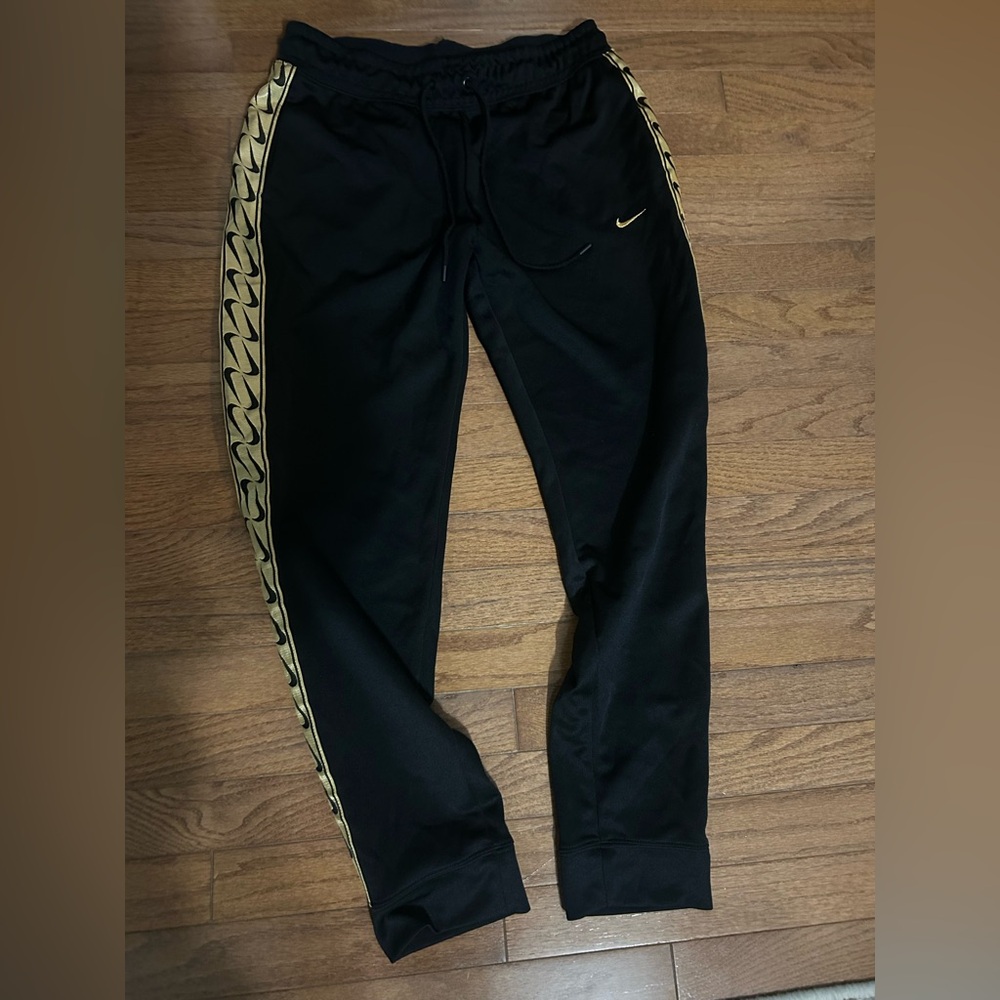 Nike jogger pants